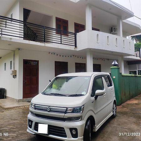Villa Tanzanite ฮิกคาดูวา ภายนอก รูปภาพ