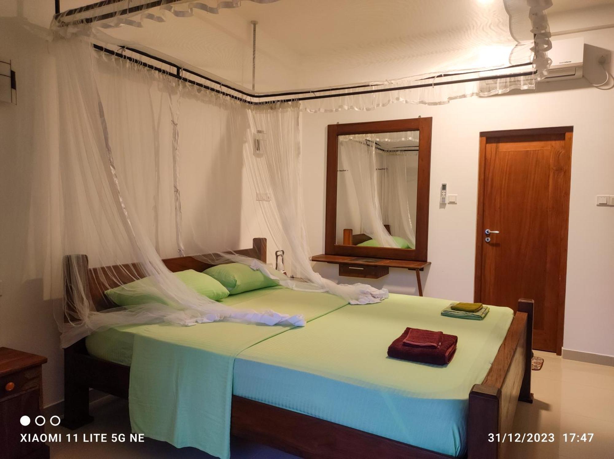 Villa Tanzanite ฮิกคาดูวา ภายนอก รูปภาพ