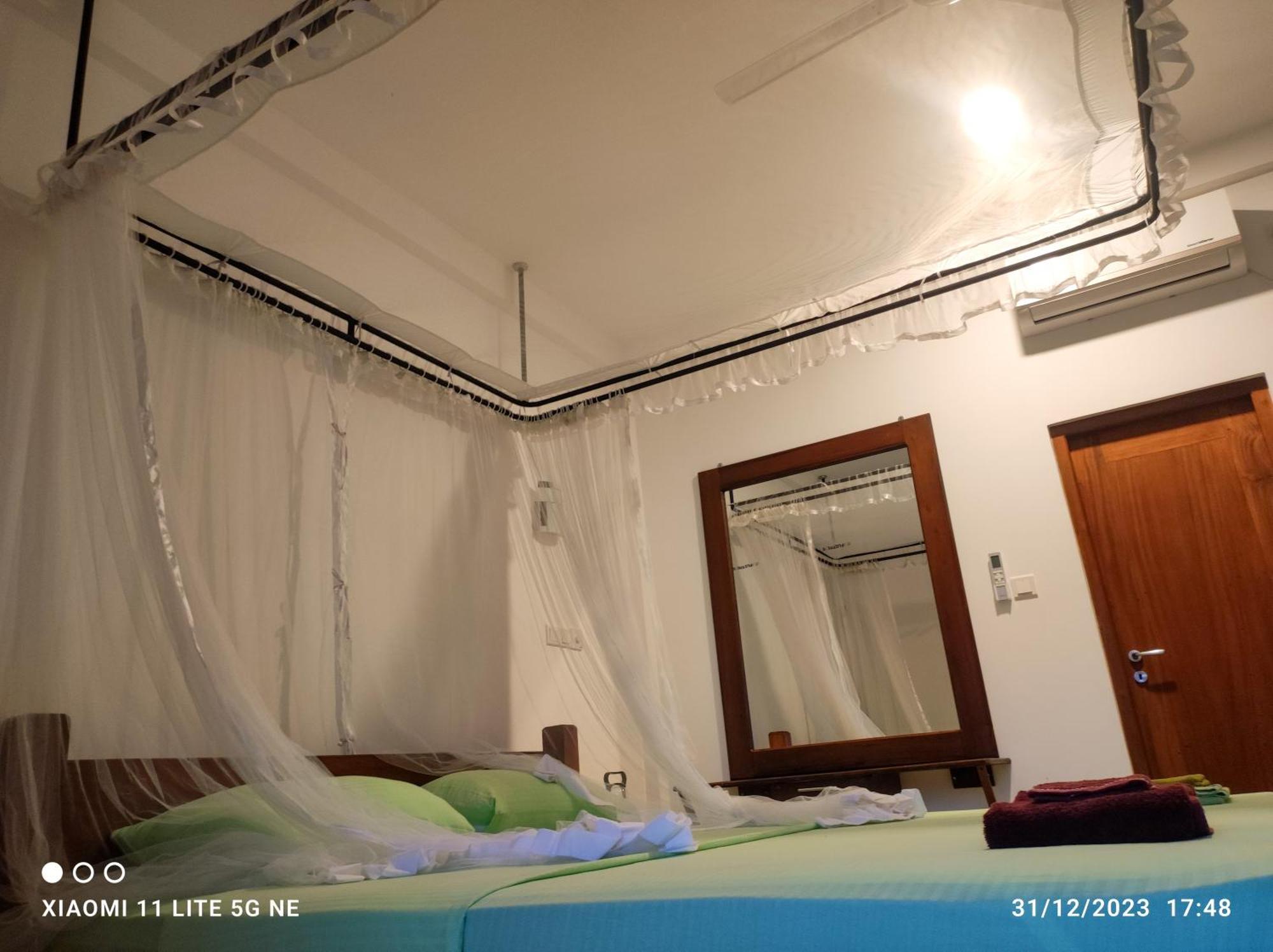 Villa Tanzanite ฮิกคาดูวา ภายนอก รูปภาพ