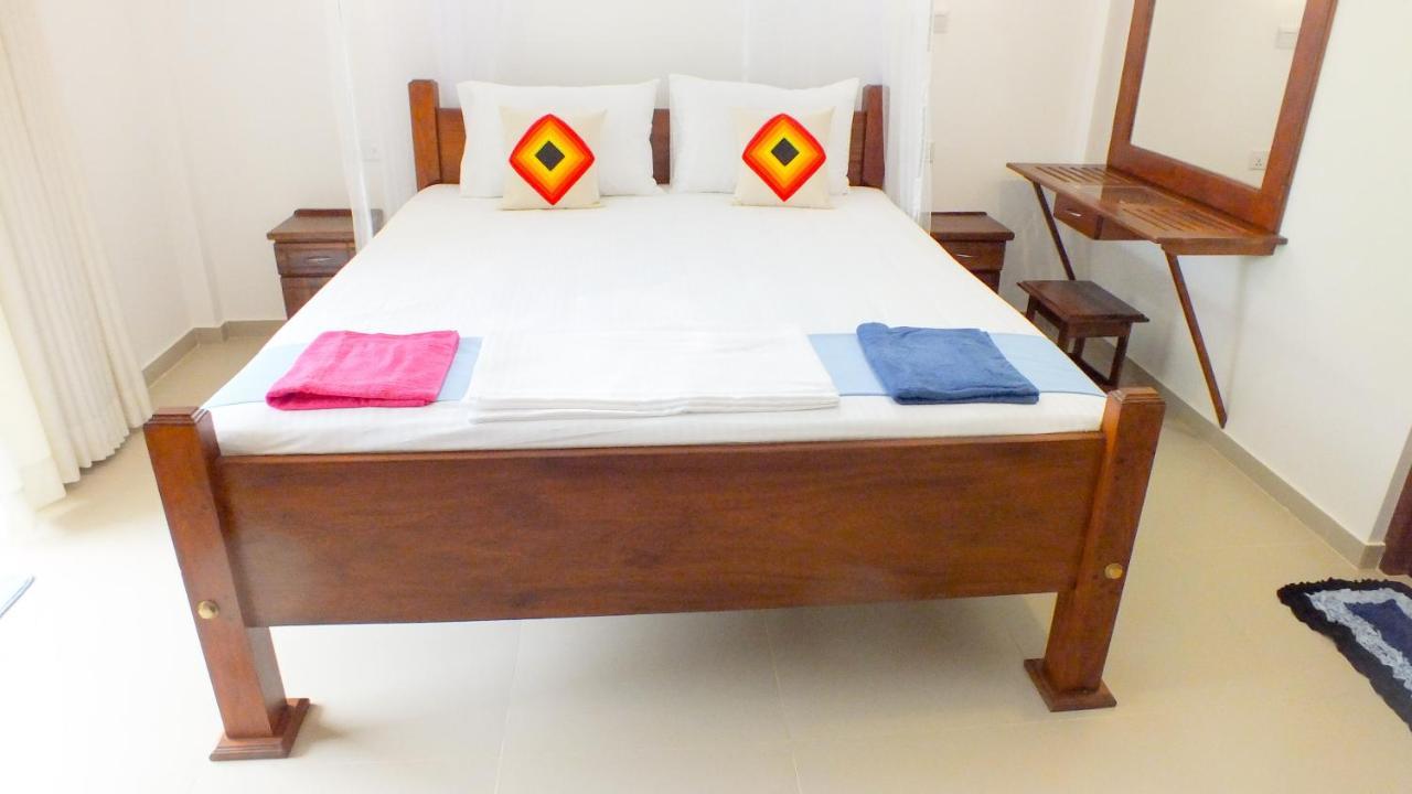Villa Tanzanite ฮิกคาดูวา ภายนอก รูปภาพ